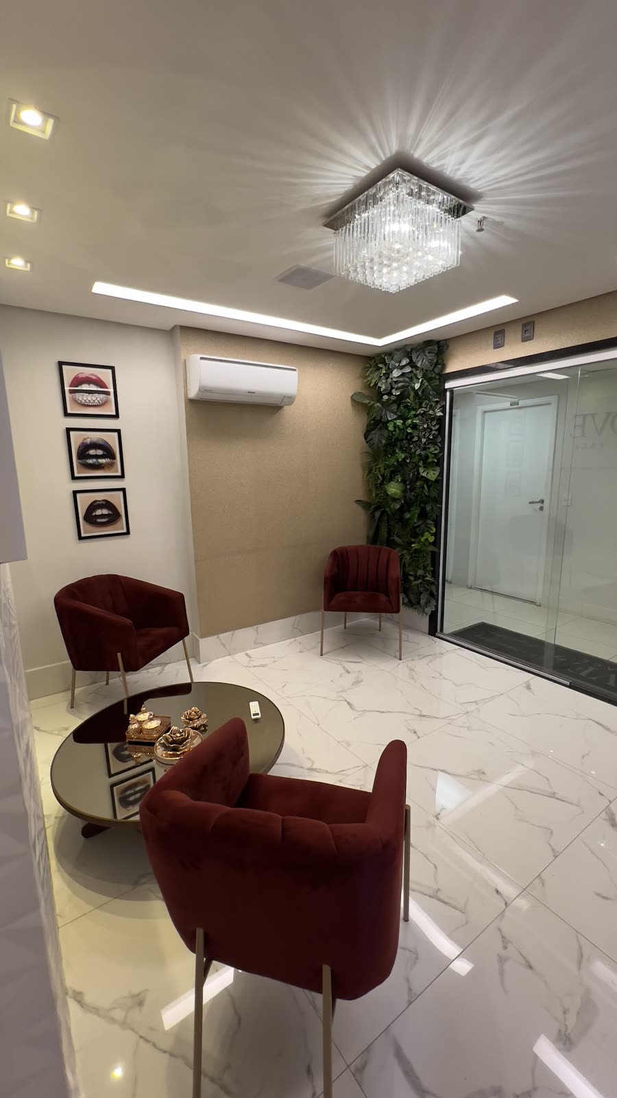 Recepção da Aurum Clinic em Goiânia